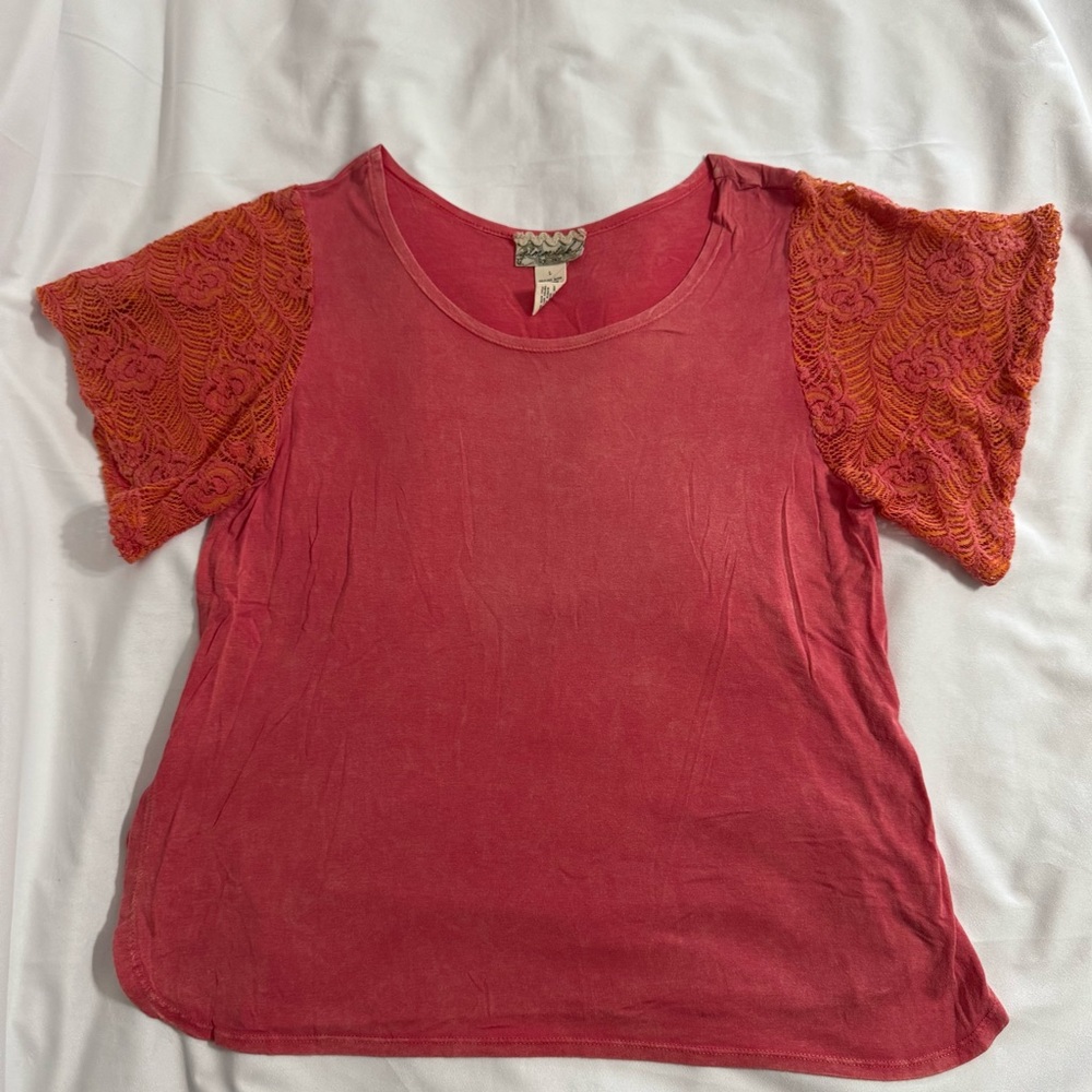 Gimmicks by BKE Orange and Pink Boxy Short Sleeve Tee